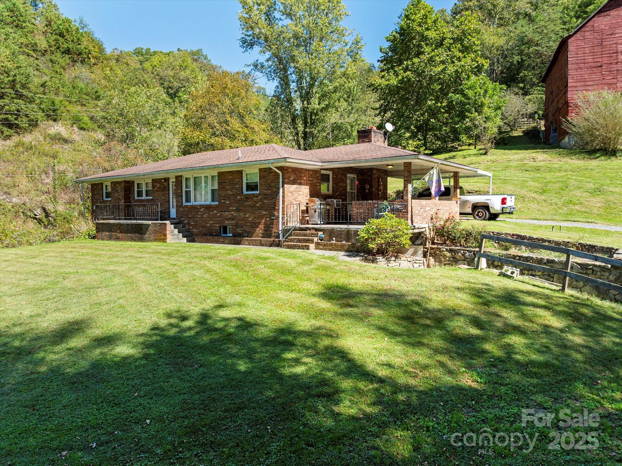 1623 Ammons Branch Road Marshall NC 28753