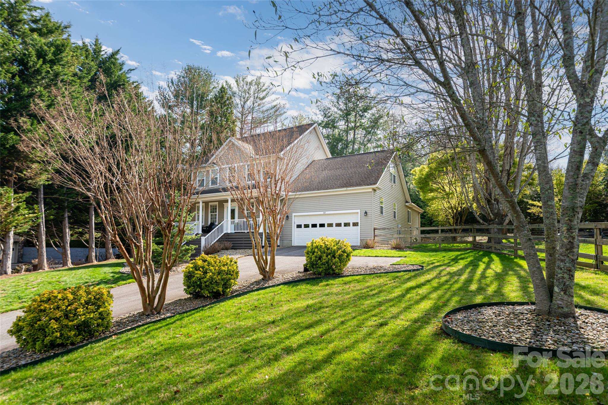 305 Woodview Court Fletcher NC 28732