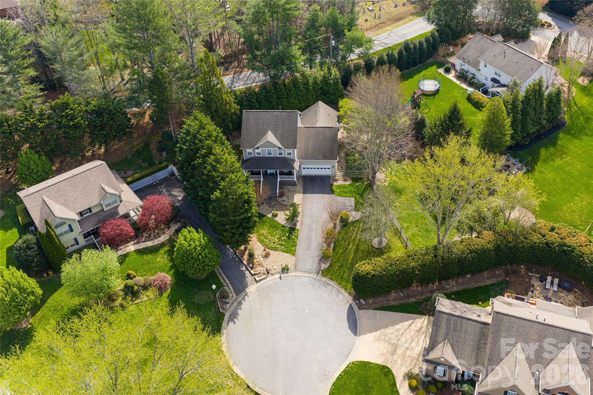 305 Woodview Court Fletcher NC 28732