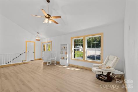 1036 Williamsburg Drive Lenoir NC 28645