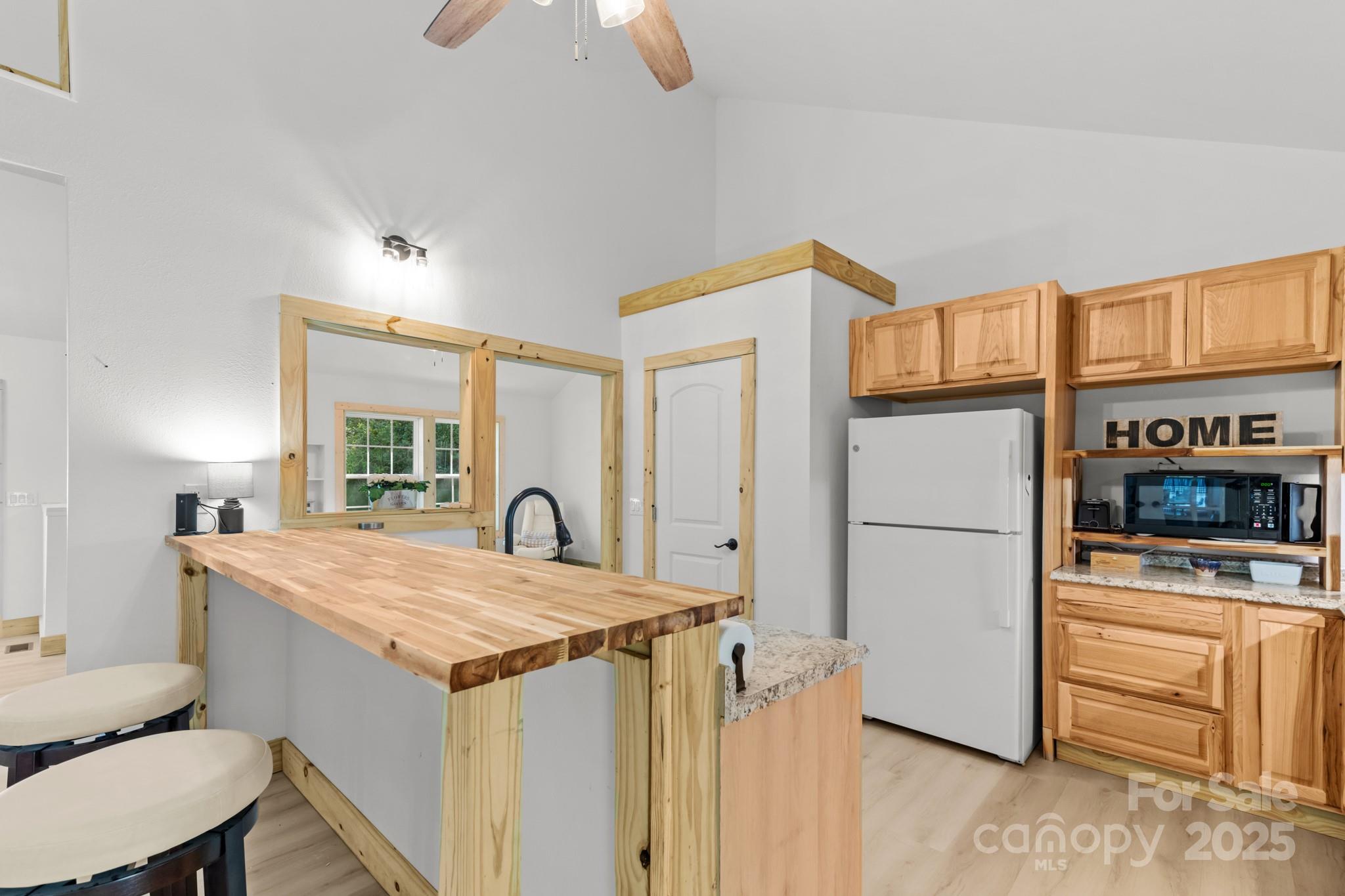 1036 Williamsburg Drive Lenoir NC 28645