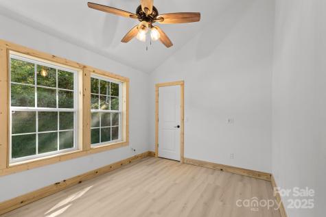 1036 Williamsburg Drive Lenoir NC 28645