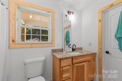 1036 Williamsburg Drive Lenoir NC 28645