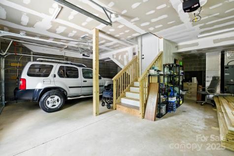 1036 Williamsburg Drive Lenoir NC 28645