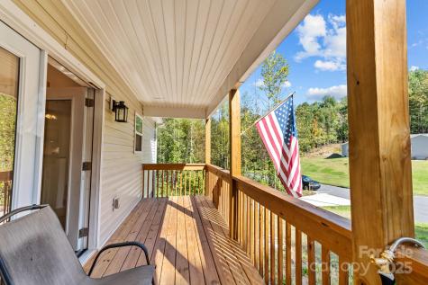 1036 Williamsburg Drive Lenoir NC 28645