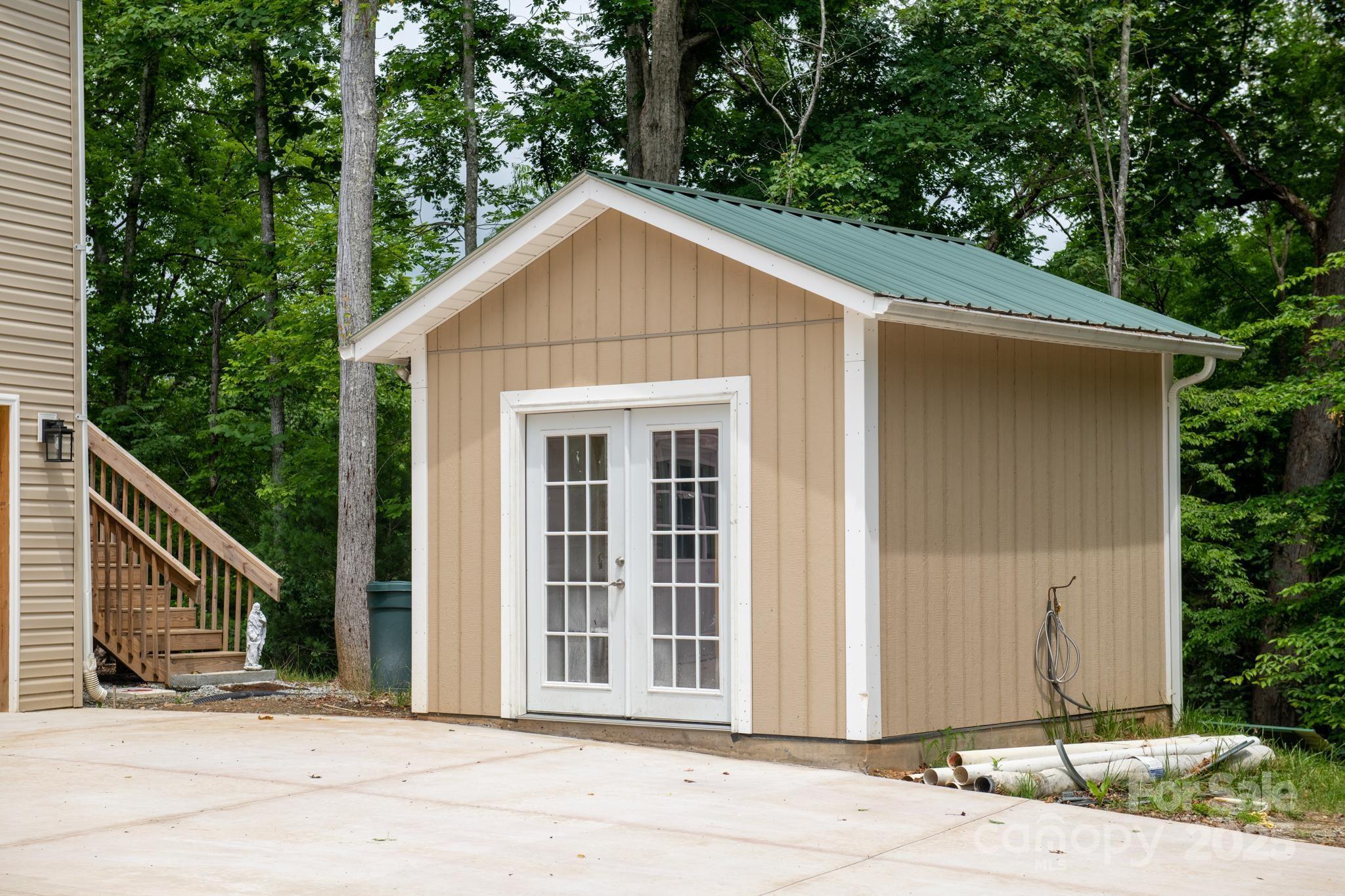 1036 Williamsburg Drive Lenoir NC 28645