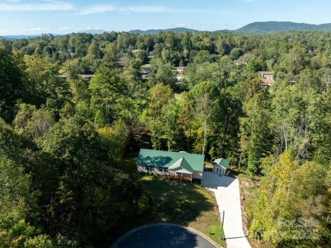 1036 Williamsburg Drive Lenoir NC 28645