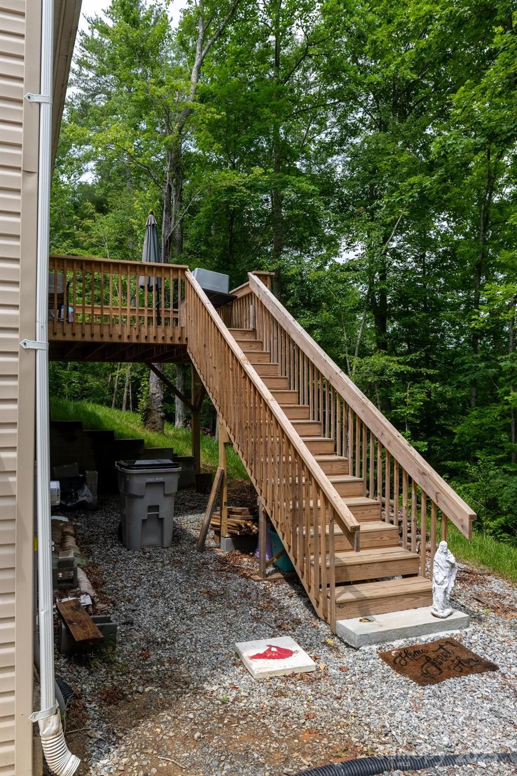 1036 Williamsburg Drive Lenoir NC 28645