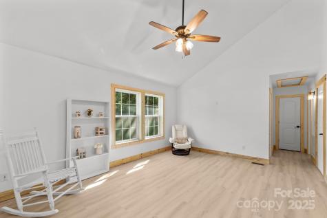 1036 Williamsburg Drive Lenoir NC 28645