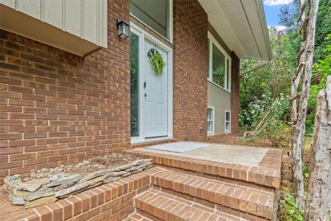 15 Beaverdam Court Asheville NC 28804