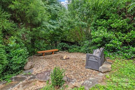 15 Beaverdam Court Asheville NC 28804