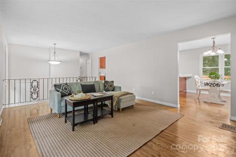 15 Beaverdam Court Asheville NC 28804