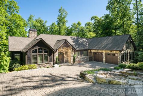 2 Cherokee Orchard Court Fairview NC 28730