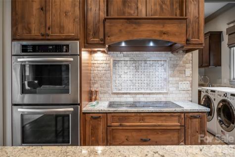 2 Cherokee Orchard Court Fairview NC 28730