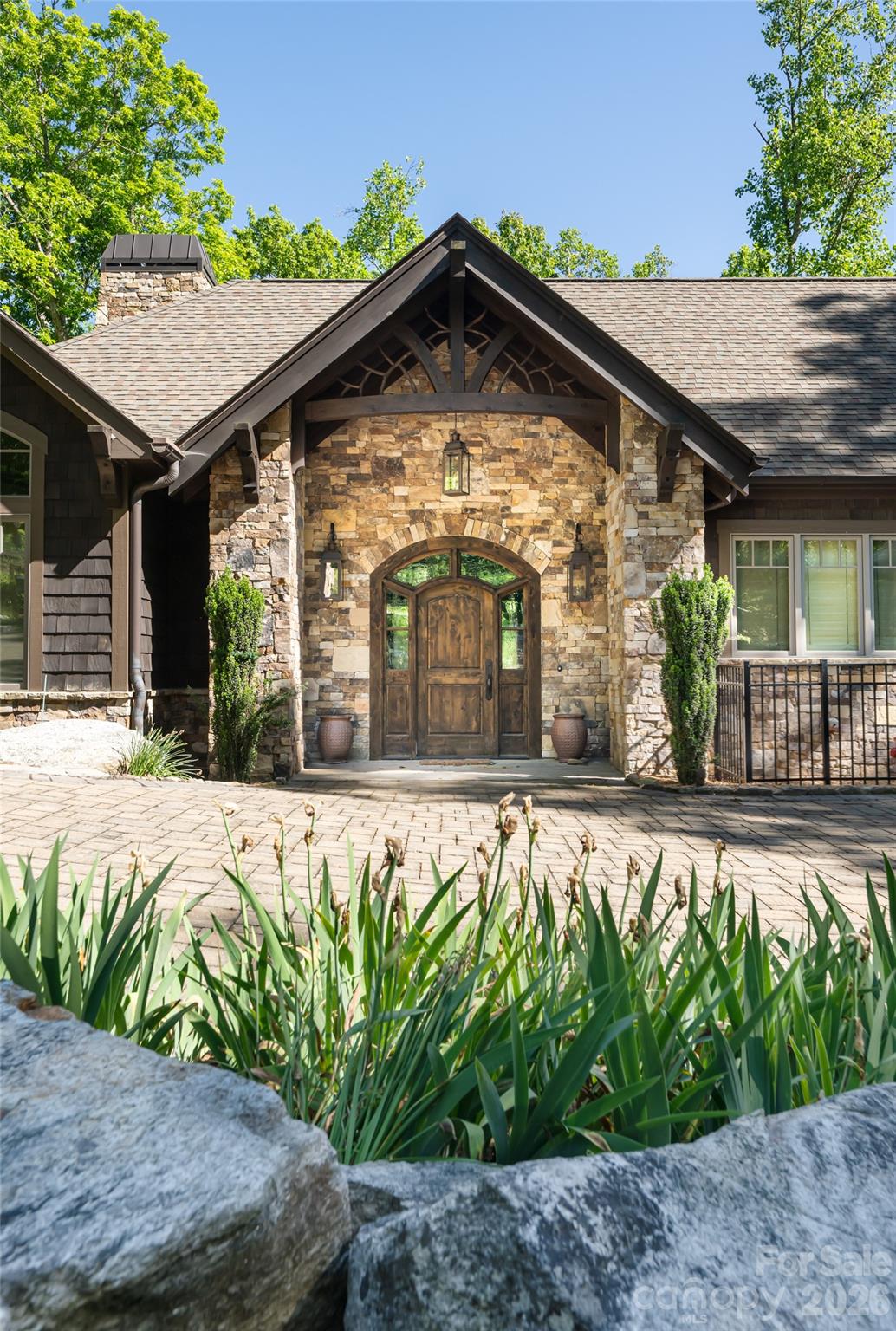 2 Cherokee Orchard Court Fairview NC 28730