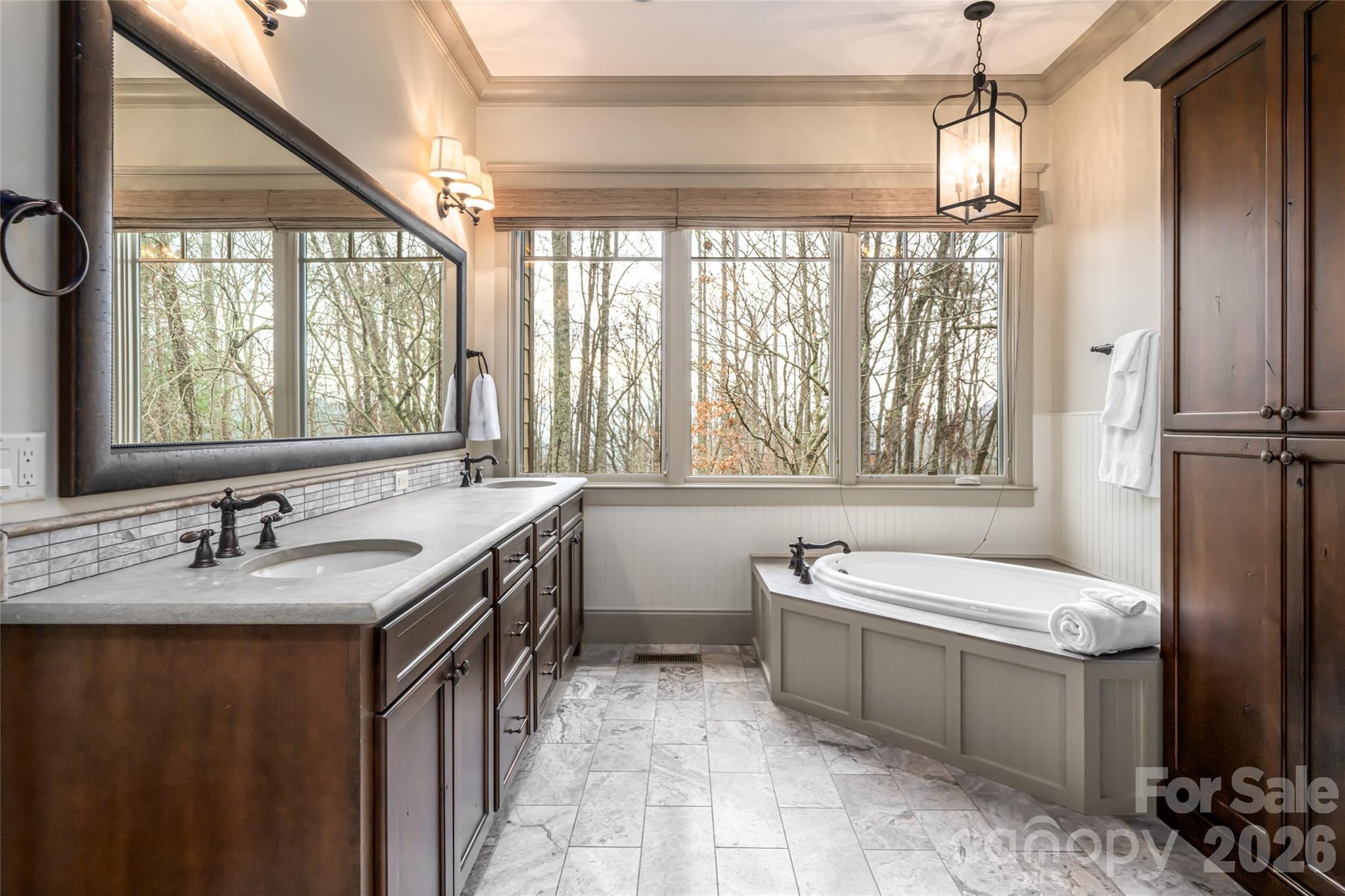 2 Cherokee Orchard Court Fairview NC 28730