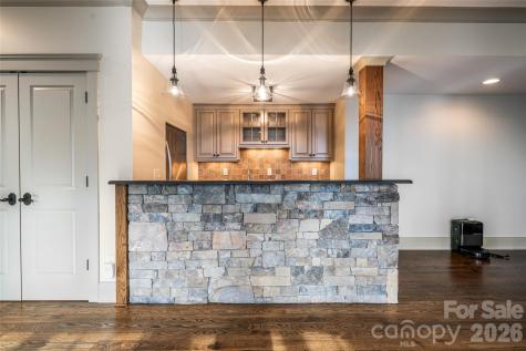 2 Cherokee Orchard Court Fairview NC 28730