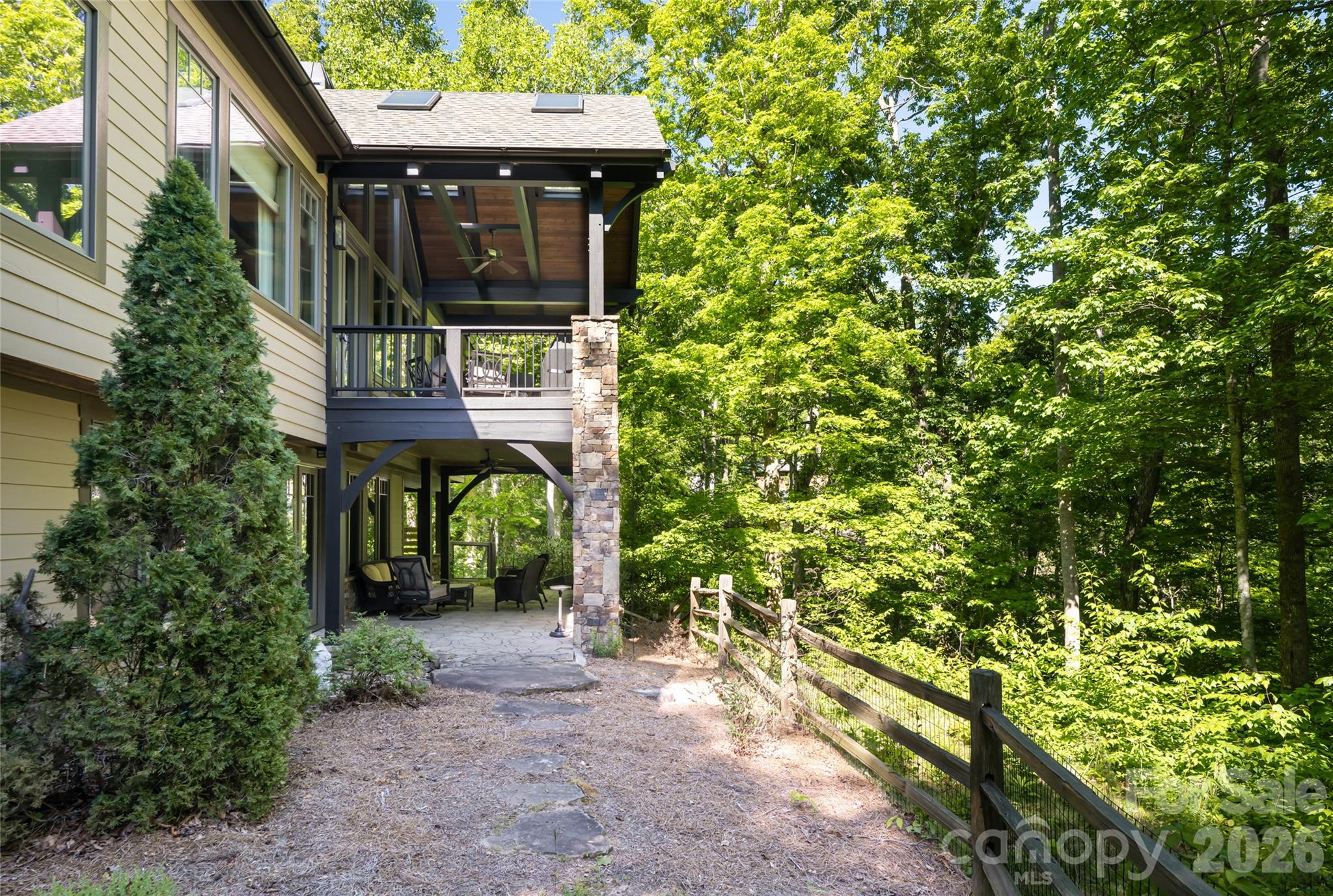 2 Cherokee Orchard Court Fairview NC 28730