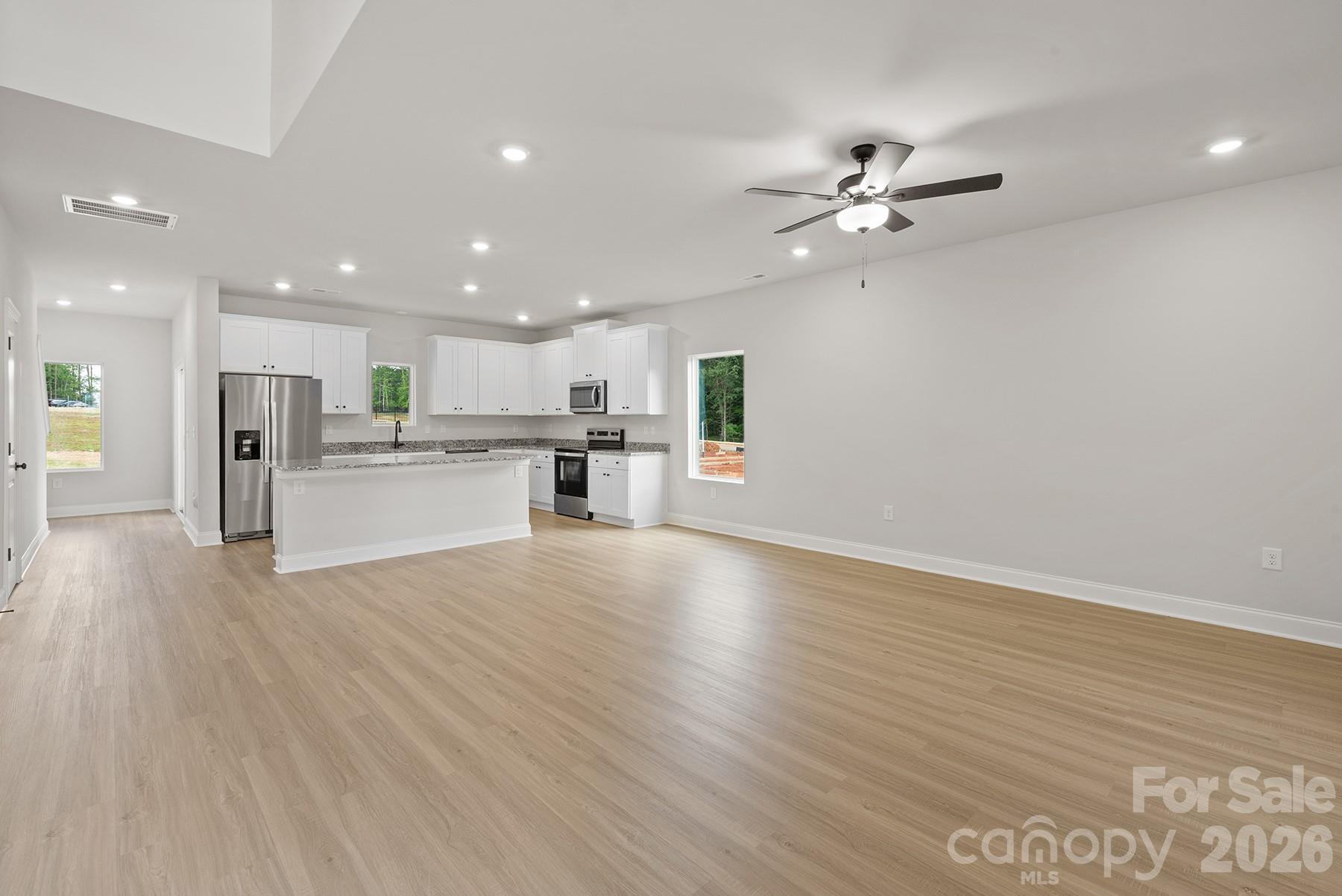 6734 Fairford Drive Charlotte NC 28215