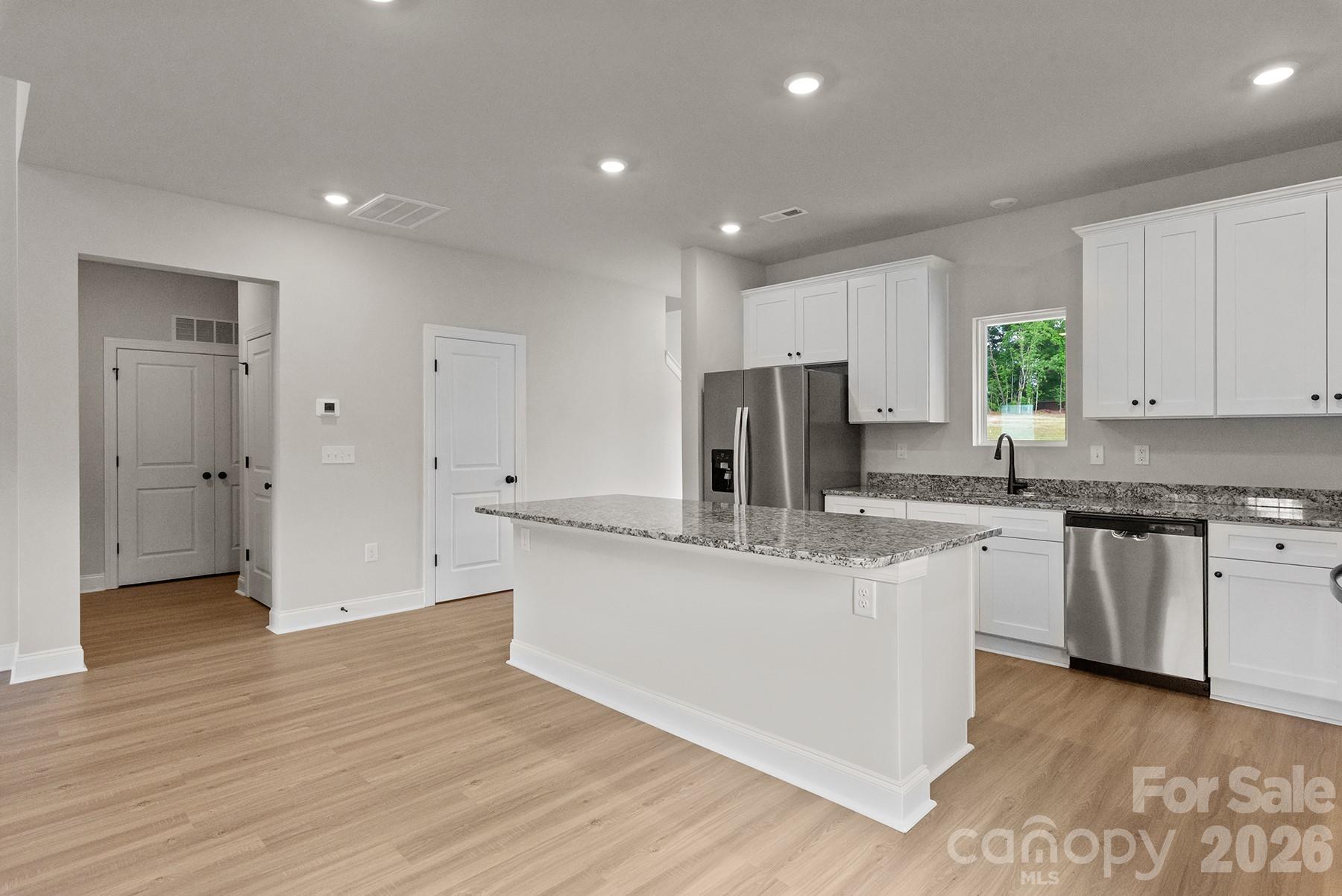 6734 Fairford Drive Charlotte NC 28215