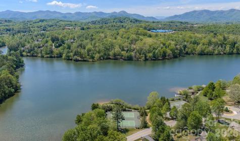 7 Magic Sam Court Biltmore Lake NC 28715