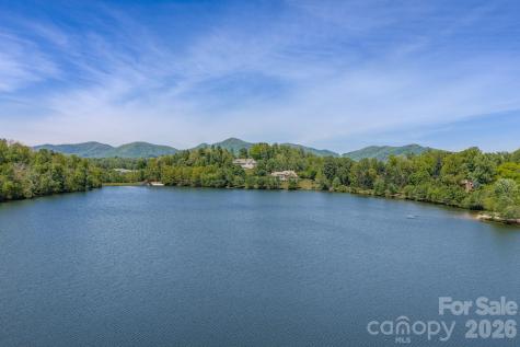 7 Magic Sam Court Biltmore Lake NC 28715