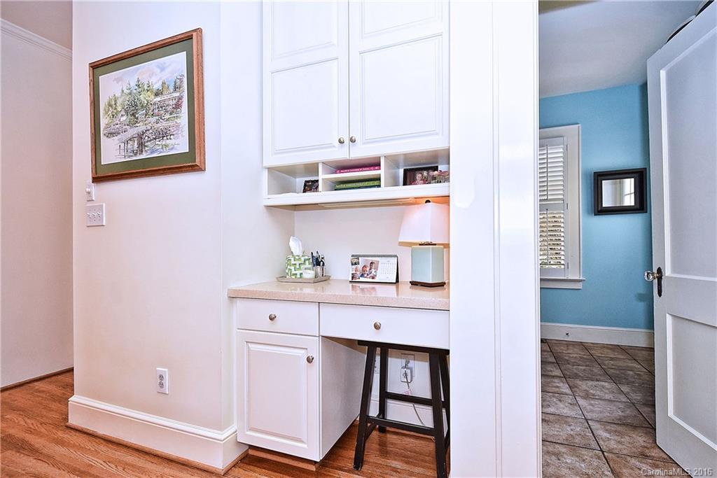 1927 Dilworth Road W Charlotte NC 28203