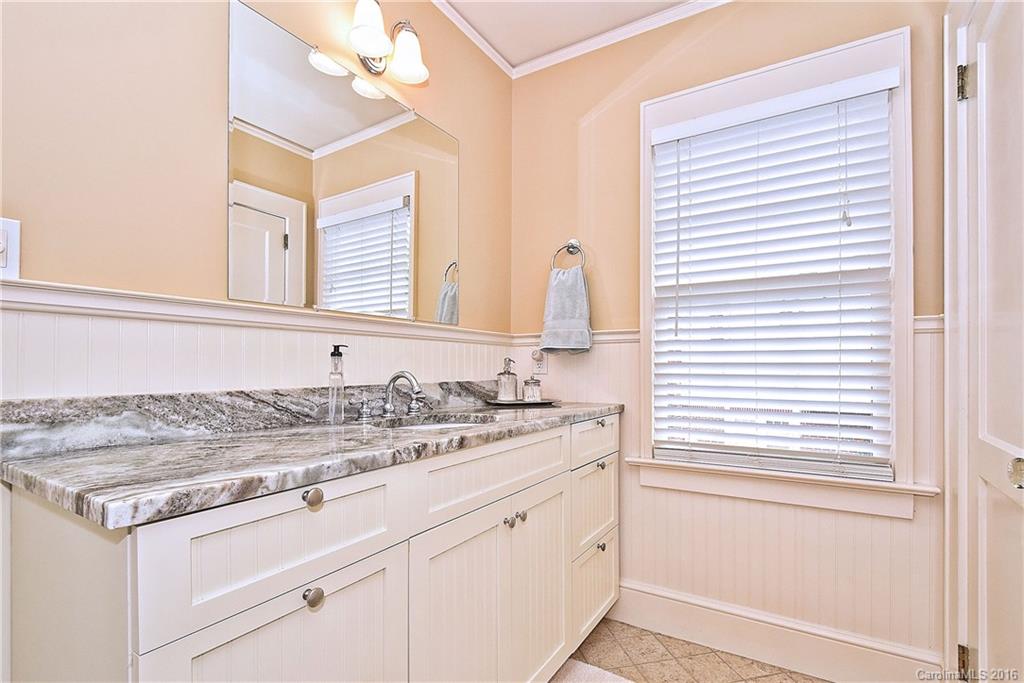 1927 Dilworth Road W Charlotte NC 28203