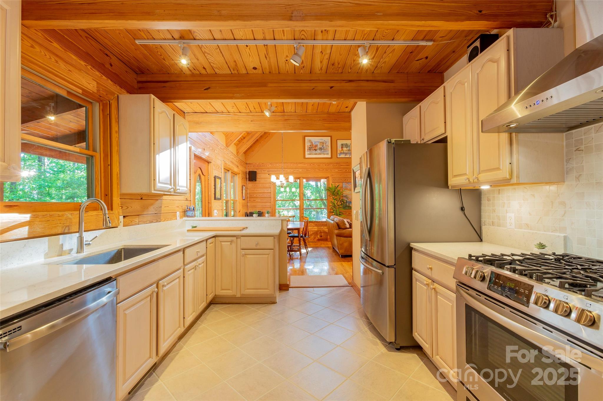 62 Roseanne Lane Fairview NC 28730