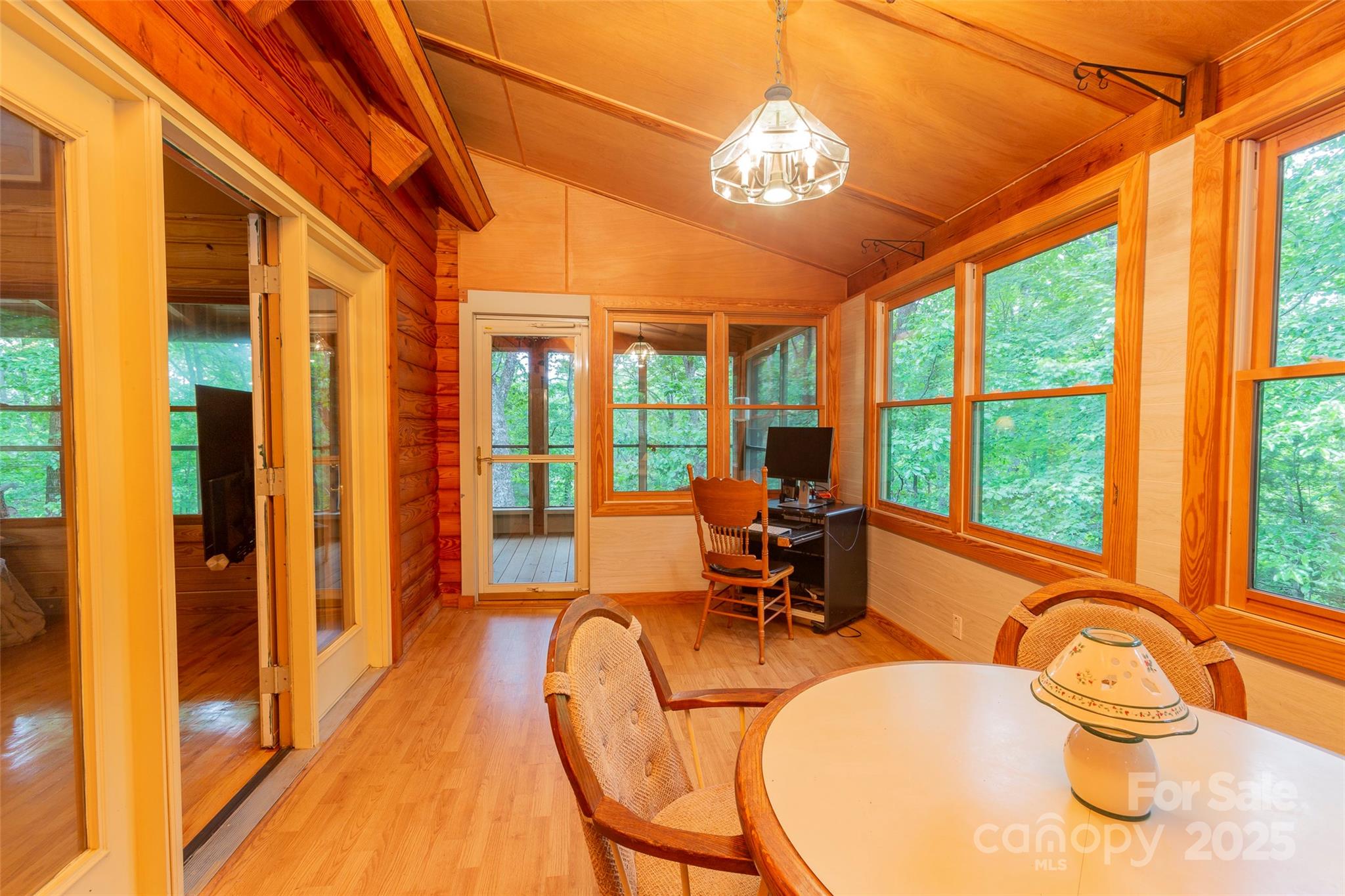 62 Roseanne Lane Fairview NC 28730