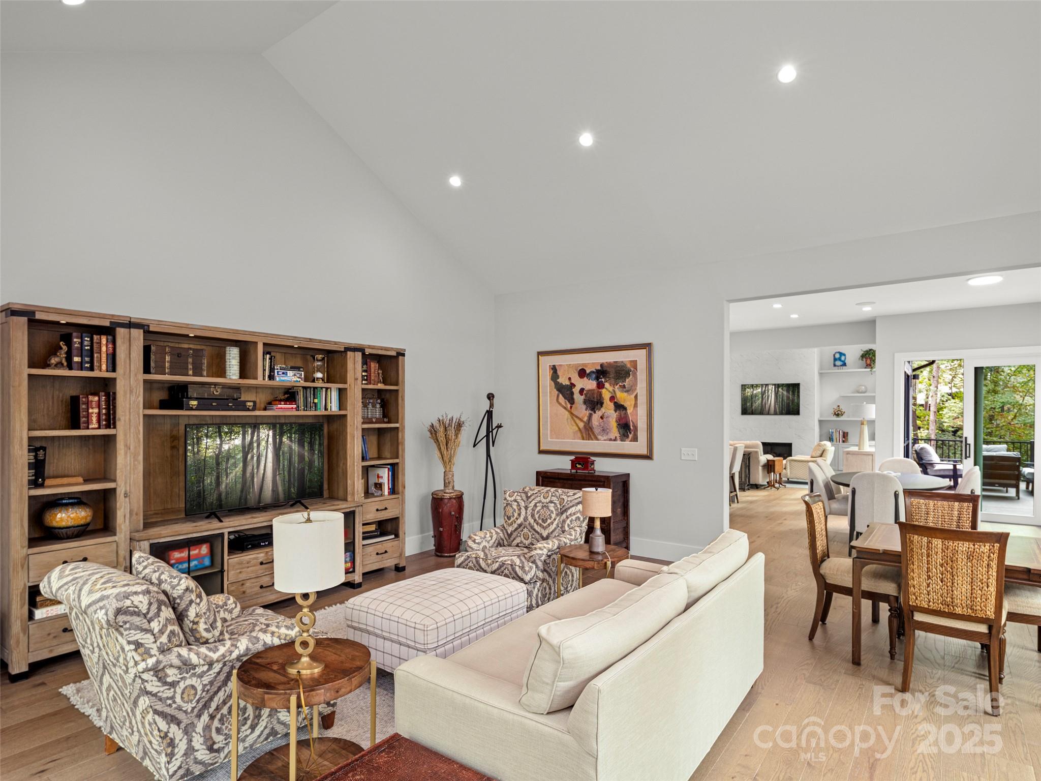 1565 Country View Way Arden NC 28704