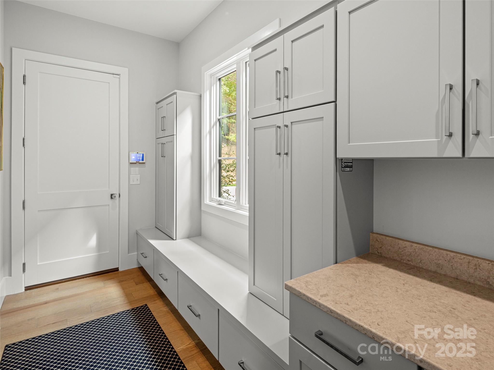 1565 Country View Way Arden NC 28704