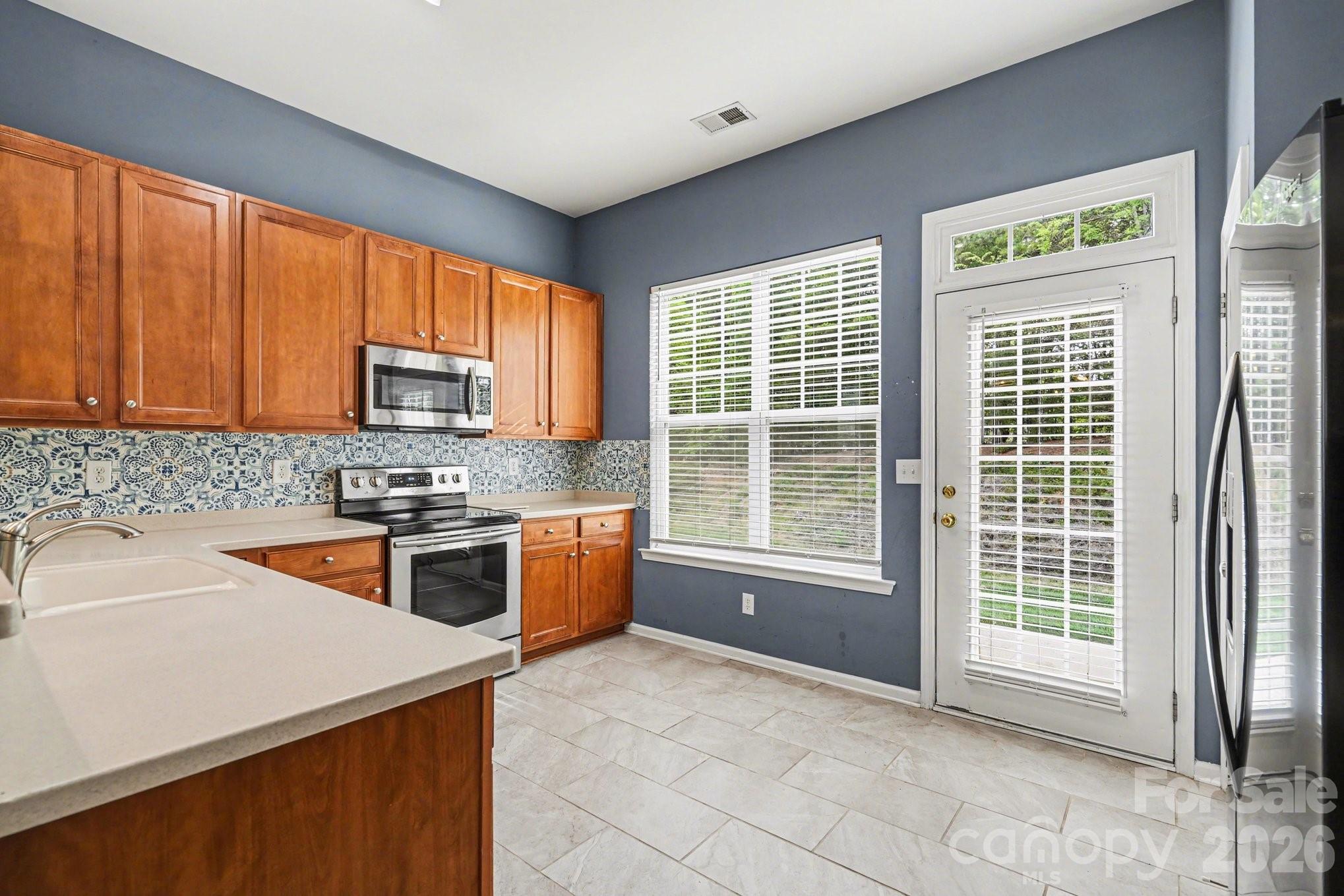 6005 Pale Moss Lane Charlotte NC 28269