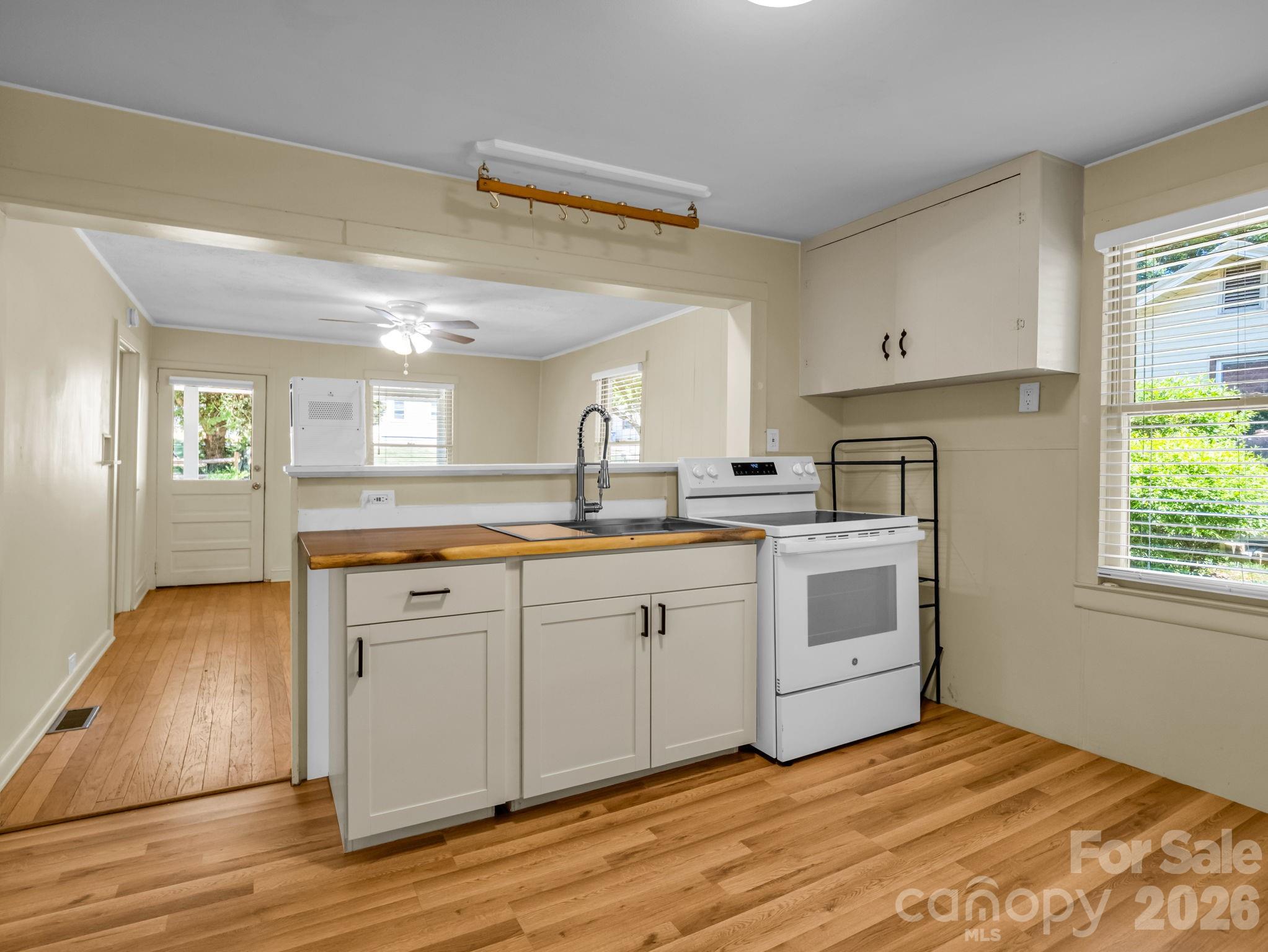 159 Onteora Boulevard Asheville NC 28803