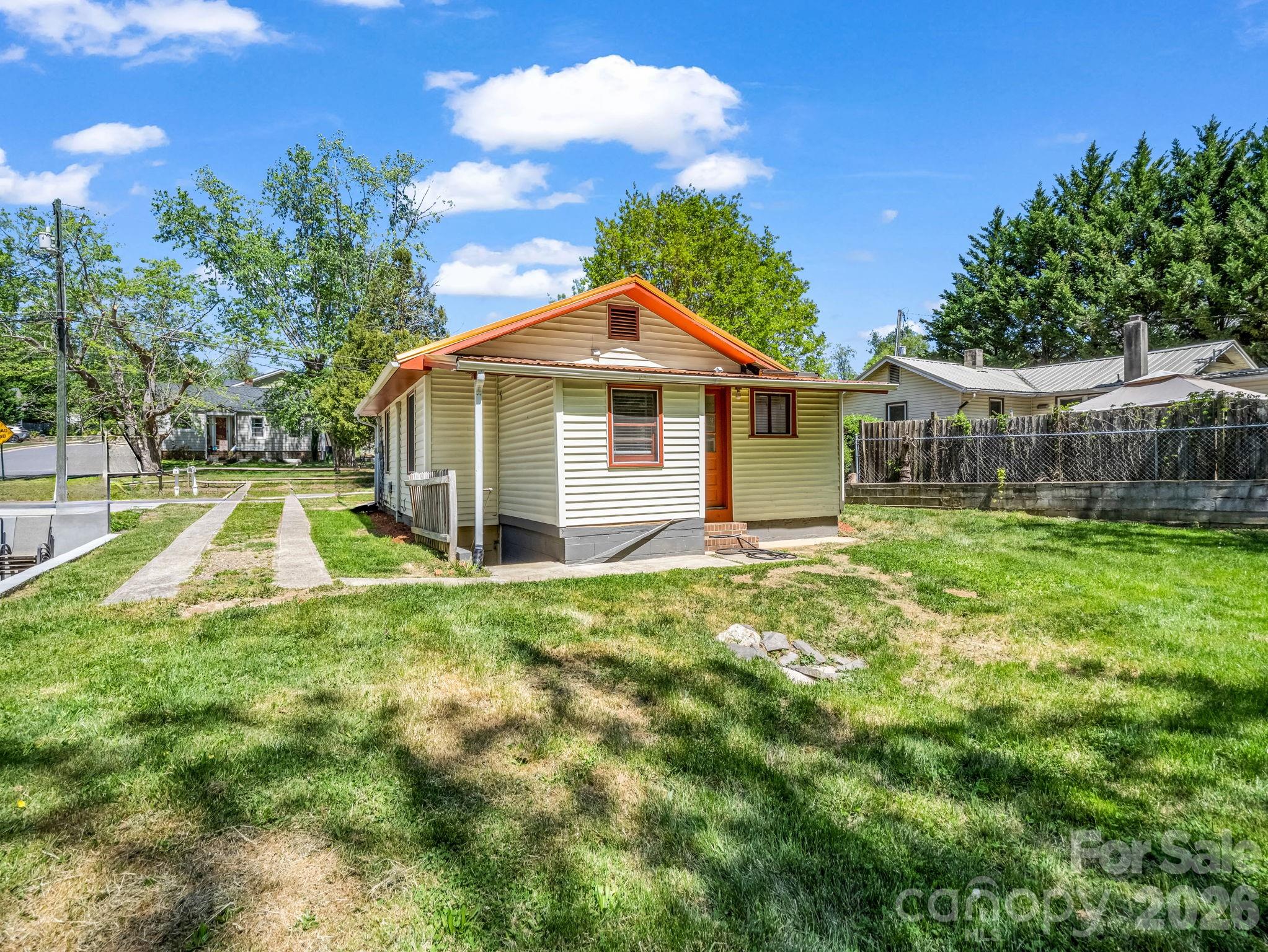 159 Onteora Boulevard Asheville NC 28803