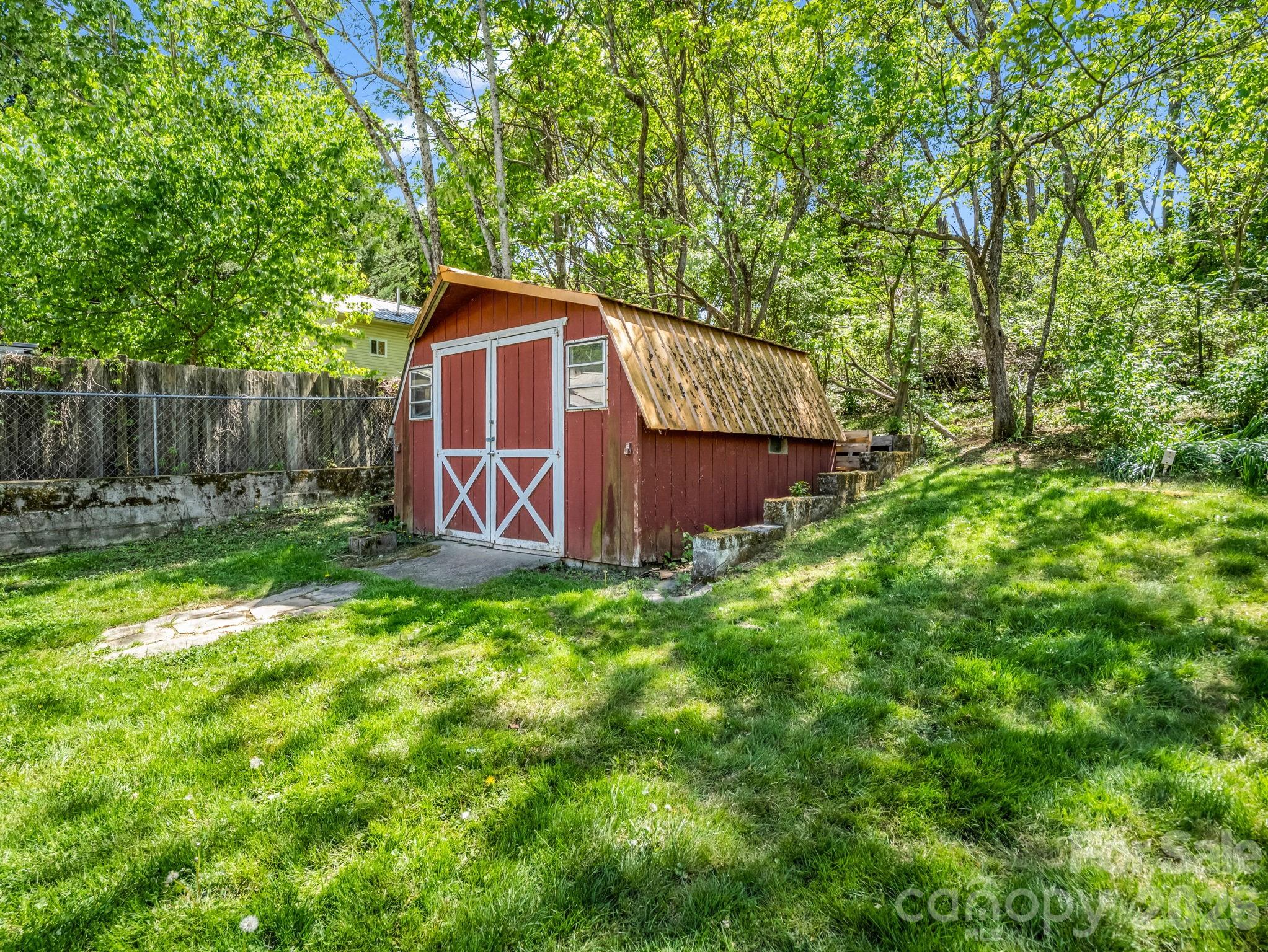 159 Onteora Boulevard Asheville NC 28803