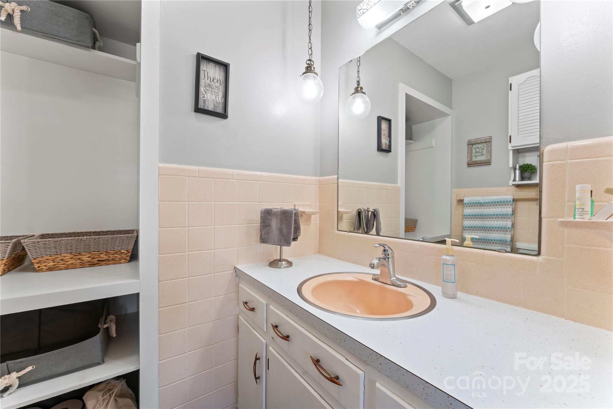 36984 B&c Carter Road New London NC 28127