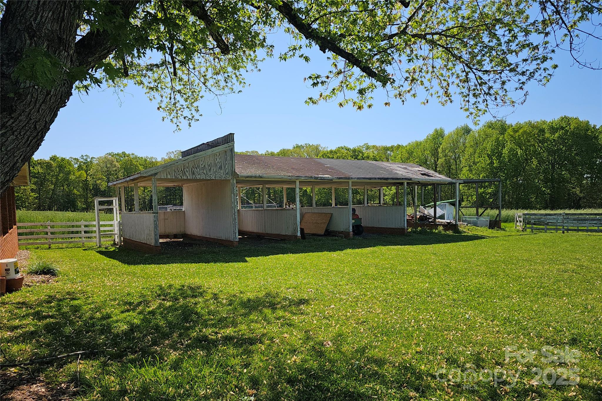 36984 B&c Carter Road New London NC 28127