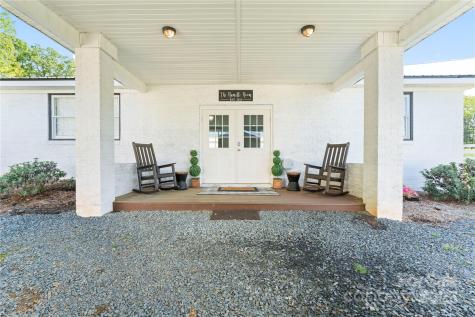 36984 B&c Carter Road New London NC 28127