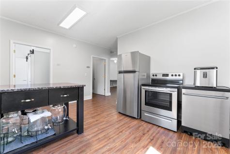 36984 B&c Carter Road New London NC 28127