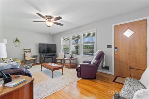 36984 B&c Carter Road New London NC 28127