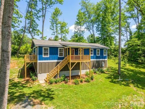 1460 Pickens Highway Rosman NC 28772