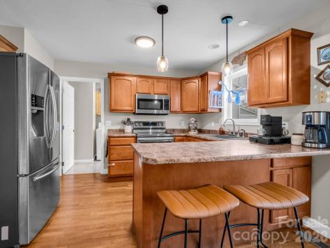 22 Macks Way Hendersonville NC 28739