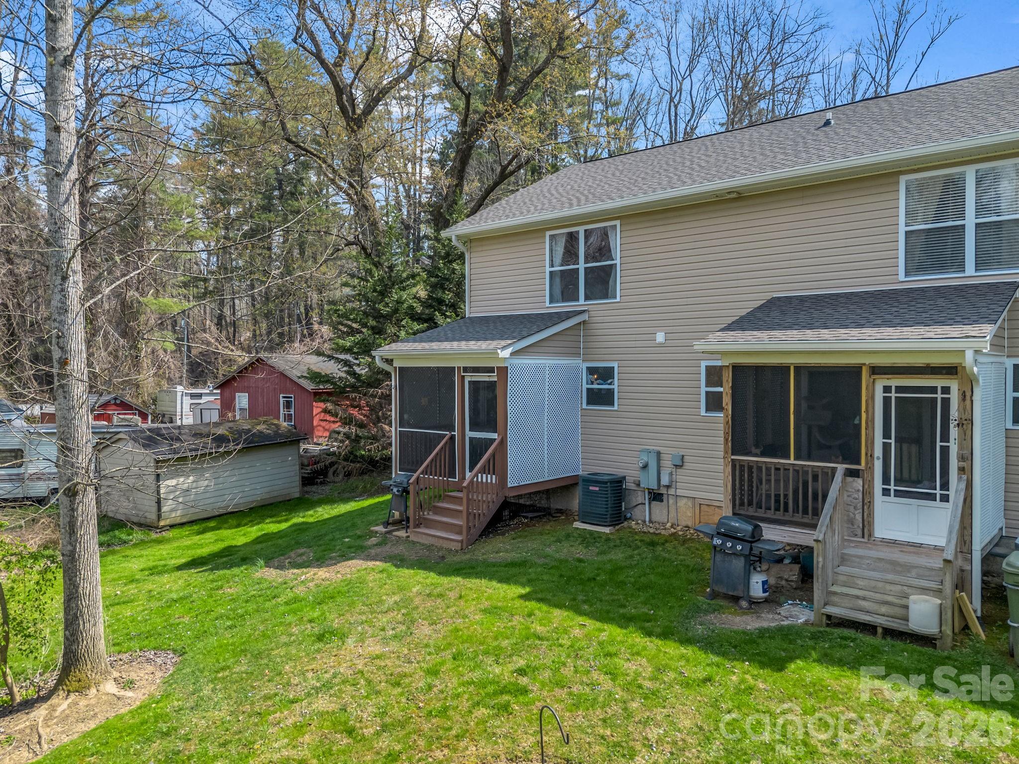 22 Macks Way Hendersonville NC 28739