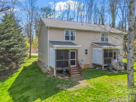 22 Macks Way Hendersonville NC 28739
