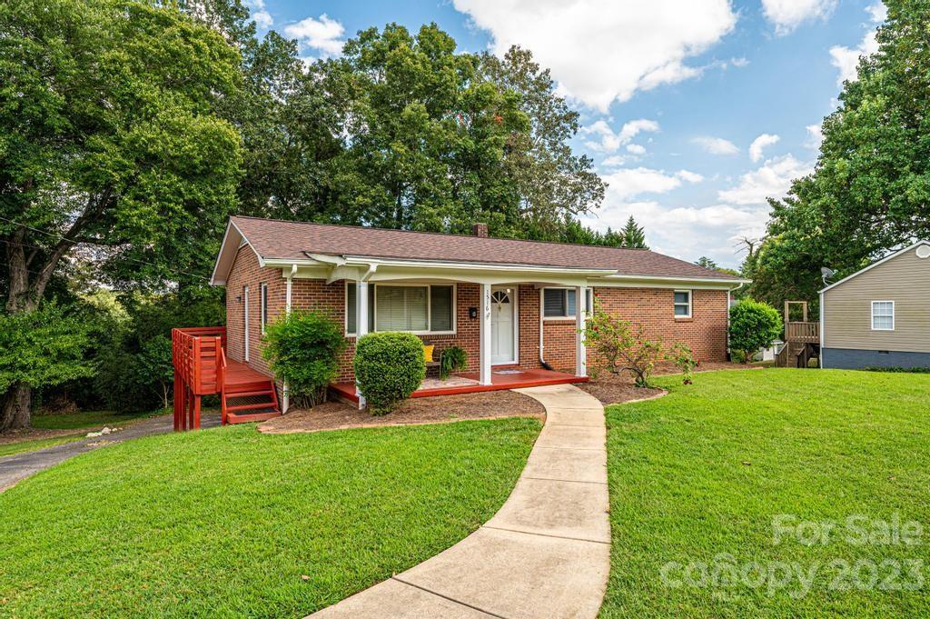 1516 12th Street Drive NW Hickory NC 28601