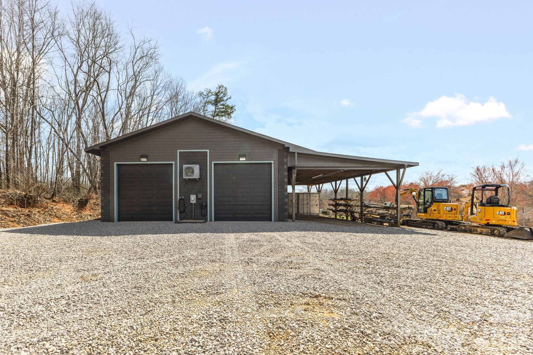 17 Red Leaf Road Asheville NC 28806
