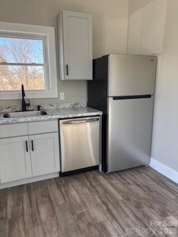 17 Red Leaf Road Asheville NC 28806