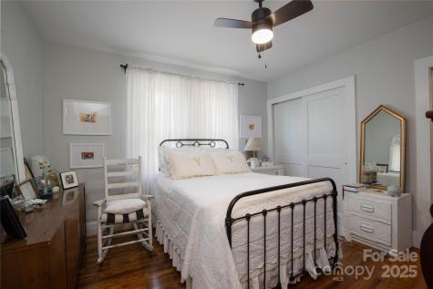 44 Hemlock Avenue Spruce Pine NC 28777