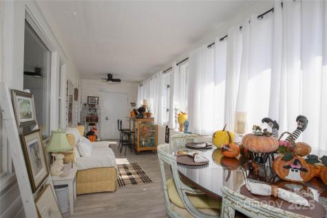 44 Hemlock Avenue Spruce Pine NC 28777